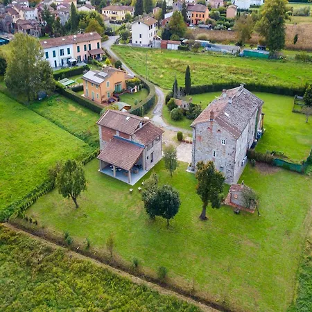 Luxury 3 Km From Lucca's Center 빌라