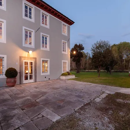 빌라 Luxury 3 Km From Lucca's Center