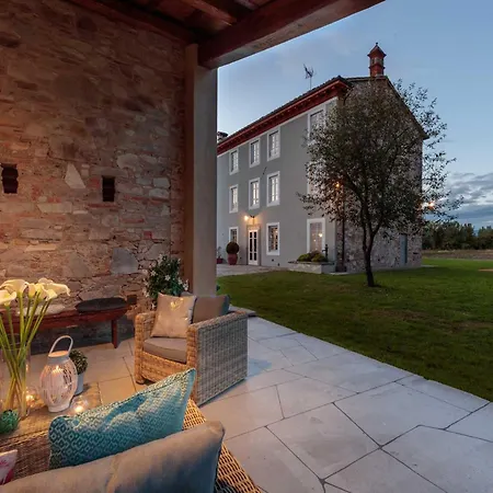 Luxury 3 Km From Lucca's Center *