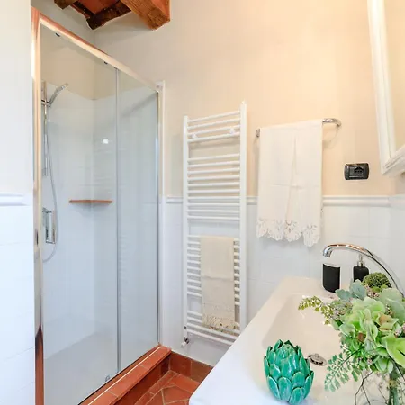 Luxury 3 Km From Lucca's Center 빌라 카판노리